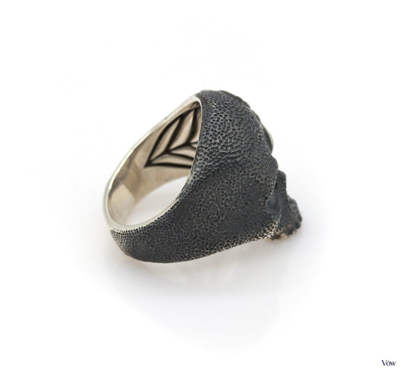 David Yurman Waves Skull Ring — Black Diamond Pavé, Sterling Silver — Authentic Pre-Owned