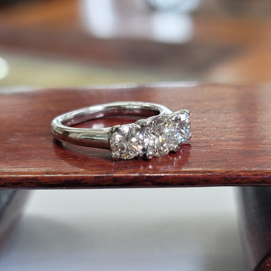 1.07ct Round Brilliant Diamond Ring — GIA Certified, Platinum