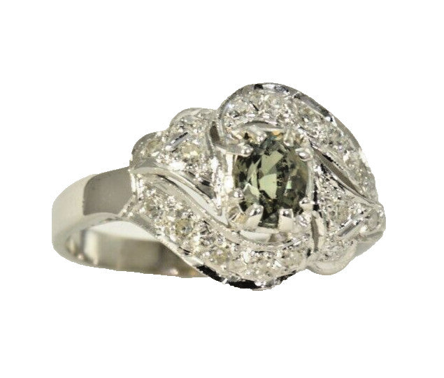 0.76ct Oval Alexandrite Vintage Ring — GIA Certified, 10k White Gold